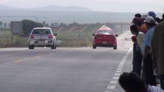 preview picture of video 'Golf A4 VS Mazda 3'