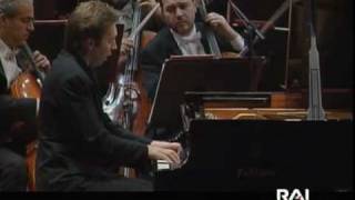 Leif Ove Andsnes plays Rachmaninov's Piano Concerto n. 2 - 1st Mvt.