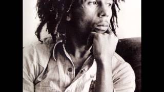 Bob Marley &amp; The Waliers Bus Dem Shut (Pyaka)