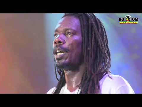 CULTURE ft KENYATTA HILL sing JAH SEE DEM A COME live @ Rototom Sunsplash 2019