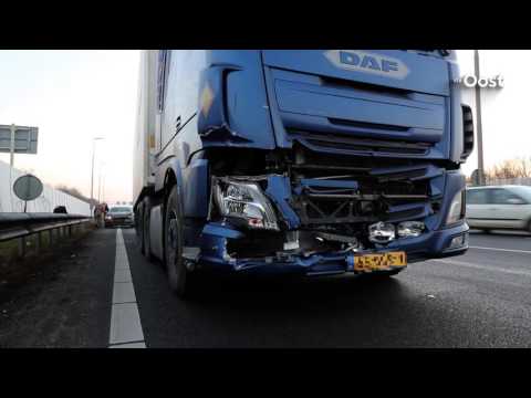 Ongeluk met meerdere voertuigen op A28 tussen Zwolle en knooppunt Hattemerbroek