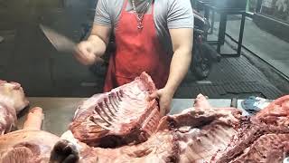 MASTER BUTCHER BREAKS A HUGE PIG IN 9MINS  TRADITIONAL MARKET IN PHILIPPINES #porkmeat #DEBONE
