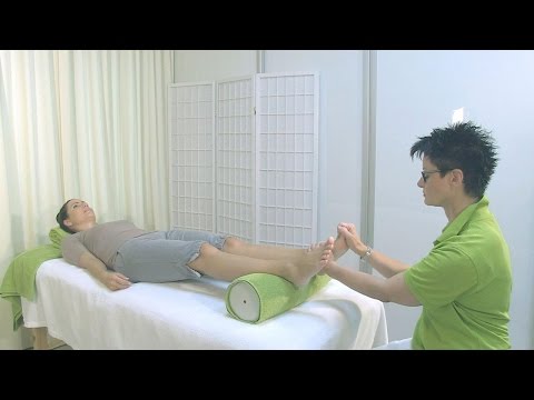 Mikrochirurgisch Entfernung von Bandscheibenvorfall Mikrodiskektomie Verursachen Arthritis des Knies