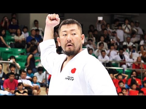 Looks like a Samurai! Karate Kata "Gankaku" （Kazuaki Kurihara, JKA）