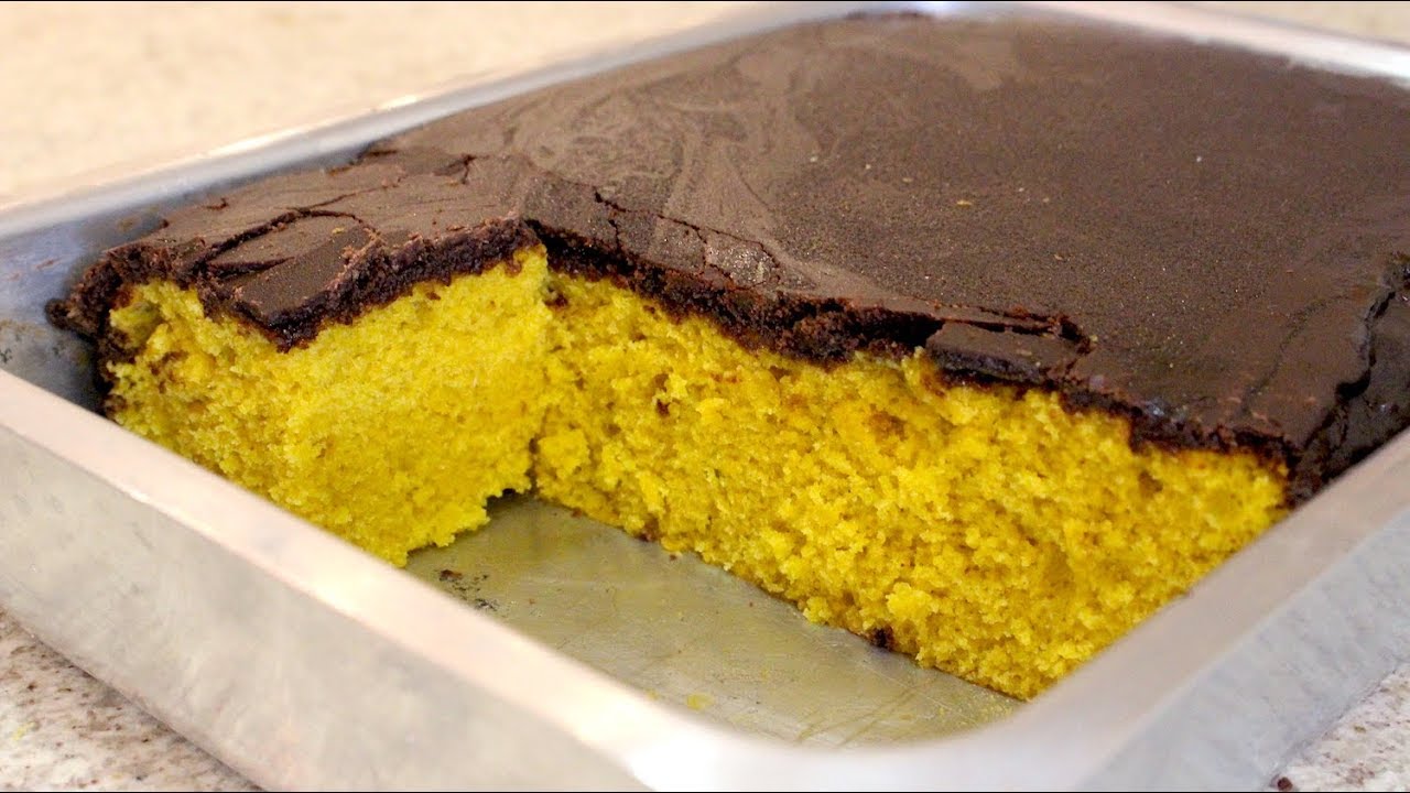 BOLO DE CENOURA SUPER FOFO E FÁCIL COM COBERTURA SEQUINHA DE CHOCOLATE - Isamara Amâncio