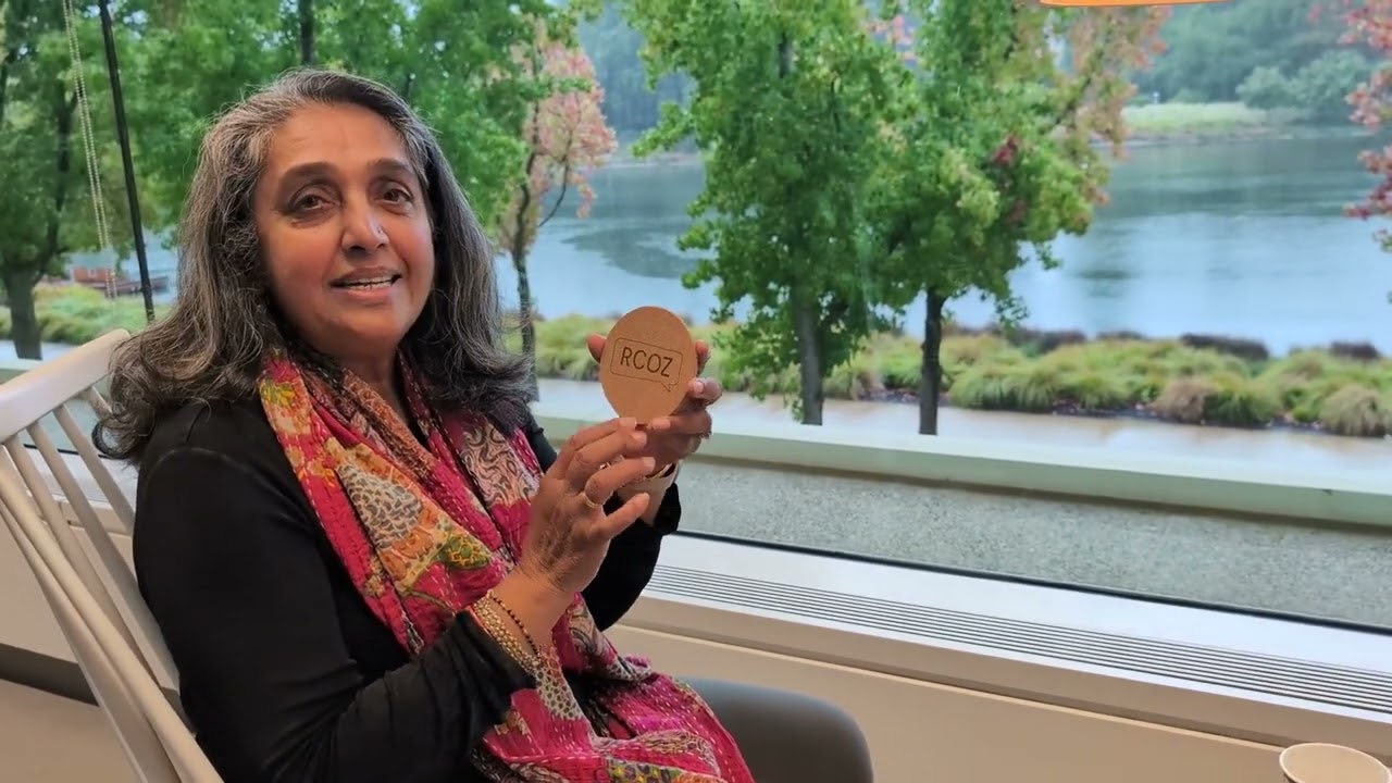 Roopali Rajvanshy unboxing a Robert Anthony Art piece thumbnail