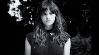 Gabrielle Aplin - Alive By WithoutUHere