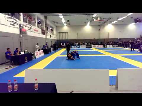 IBJJF MUNICH OPEN 2013 ILKE BULUT VS ALEX CABANES FINAL LIGHTWEIGHT