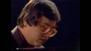 Young Holt Unlimited “Soulful Strut” HQ AUDIO 1988