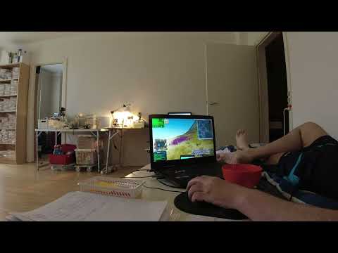 MongoTV_9368 - Del 2 - Spiser Skål Chips FREDAG -Miner i Online Spil Entropia Universe På En Trope Ø