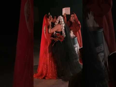 Beijo lésbico no clipe da Mc Erikah com Mc Pipokinha #funklançamentos #emalta