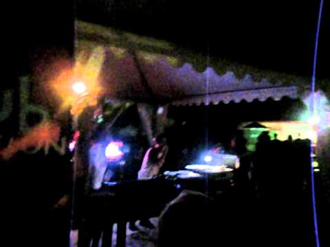 Roberto Sanchez & Ranking Forrest - Chemical Food & Ital Stew @ DUB STATION (ROTOTOM 2011)
