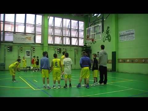 Zsíros Akadémia Kőbánya - Grosics Vizslák  kenguru kosárlabda mérkőzés 2014.01.19.