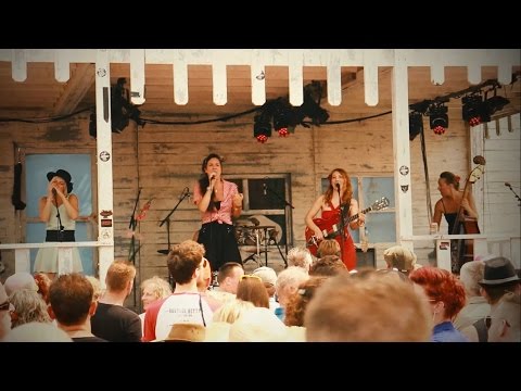 Bootleg Betty - Like a Wolf (official video - live at Zwarte Cross)