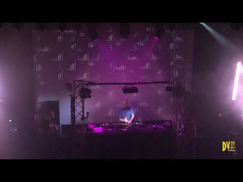 Metro 9  Reunion   Tony Curlett