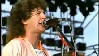 REO Speedwagon -  Live Every Moment ((( Better Sound)))