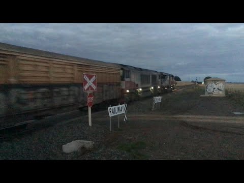 4PM9 SCT Freight with SCT007 and CSR001 at Gheringhap heading to Melbourne 13/6/2021