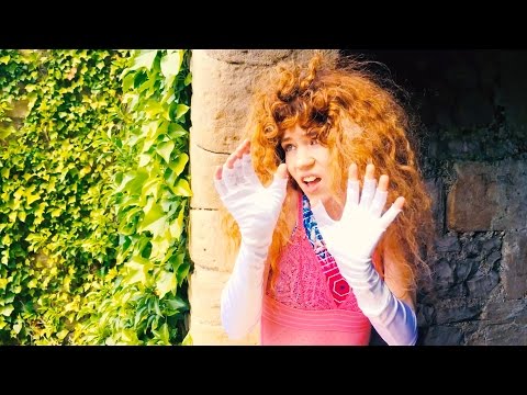 Grimes - World Princess Part II [Official Video]