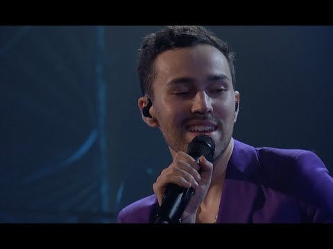 MAX - Blueberry Eyes (Feat. SUGA of BTS) LIVE From The Troubadour