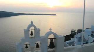 preview picture of video 'Oia, Santorini, Greece. Sunset'