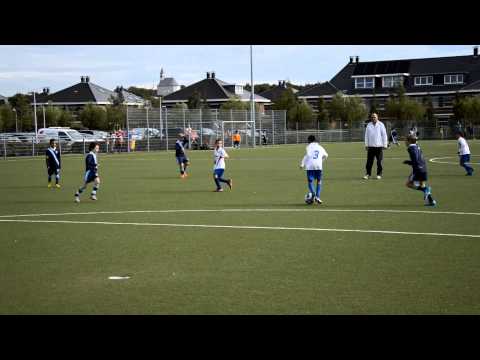 Leidschenveen E4 - DWO E8 (29 augustus 2015 - Zwaluwen beker Groep 6 12)