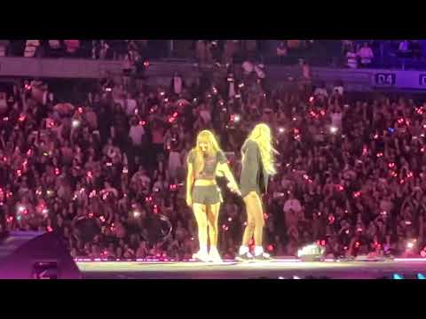 Blackpink - Typa Girl live in Paris Day 2