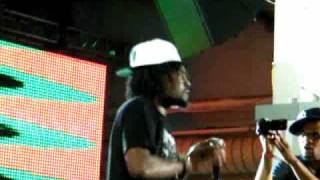Wale performing "Black &amp; Gold" Live in NYC (July 31, 2010)