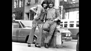 Cher - Don't Come Around Tonight.wmv