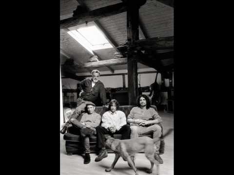 Extrechinato y tu abrazado a la tristeza