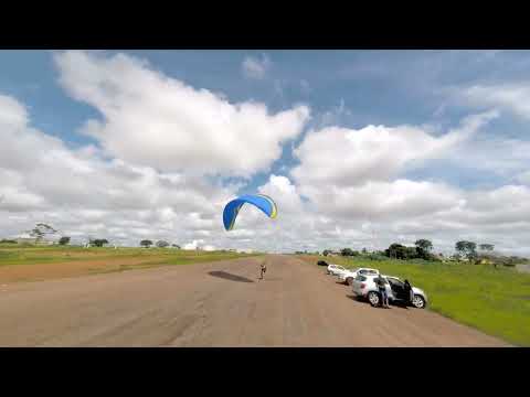 Voando com o Drone FPV próximo  ao treino de paramotor!