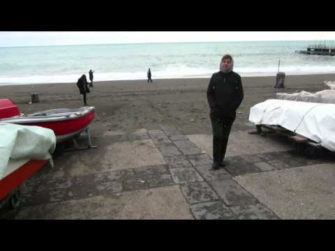 Lindsay walking up from Minori Beach