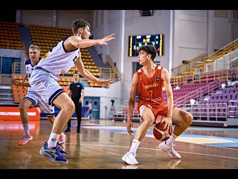 Adrià Rodríguez se inventa un pase increíble