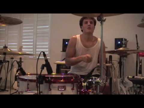 Leo Teran - Yellowcard - Bombers (Drum Cover)