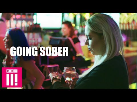Weekend Binge Drinker Attempts To Go Sober For 4 Weeks | Hayley Goes...