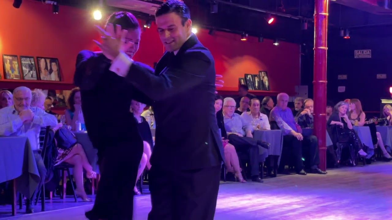 Argentine Tango | Vanesa Villalba y Matteo Antonietti | Yira-Yira Milonga | (2)