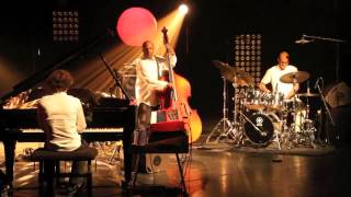 Pierre Bauzerand New Trio