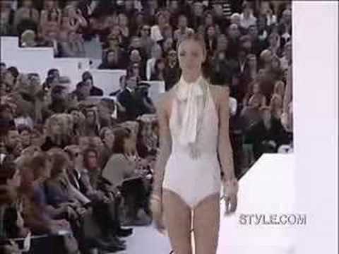 Styledotcom -- Chanel Ready-To-Wear Spring 2007