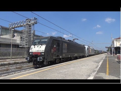 E189.404 + E190.321 sul Fiorenzuola - Piedimonte V.S.L. Aquino (via Formia), in transito a Pomezia