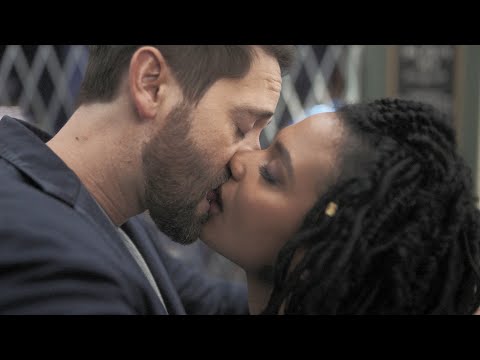 New Amsterdam 4x03 / Kissing Scenes — Max and Helen (Ryan Eggold and Freema Agyeman)
