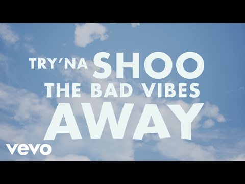 SACHI - Enchanté ft. Naïka (Lyric Video) ft. Naïka