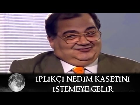 Yarn Seller Nedim Comes to Ask for His Cassette - Valley of the Wolves Episode 42