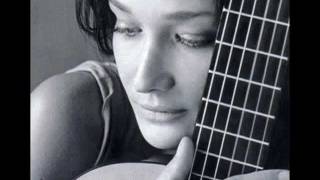 La Shivi Romantica: &quot;L&#39;amour&quot; ~ Carla bruni ~ (+ lyrics )