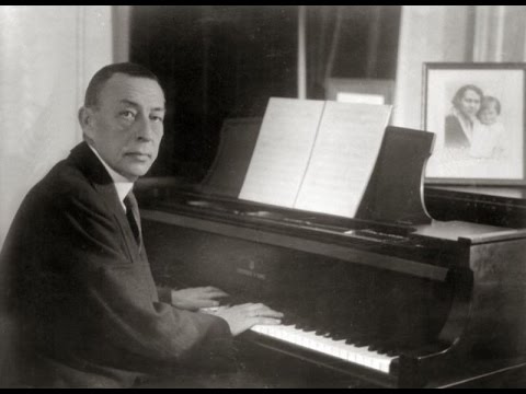 Rachmaninoff plays his own Piano Concerto No. 3