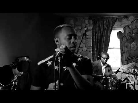 P. Lowe - So In Love - Saxo-Kizomba Live Sessions