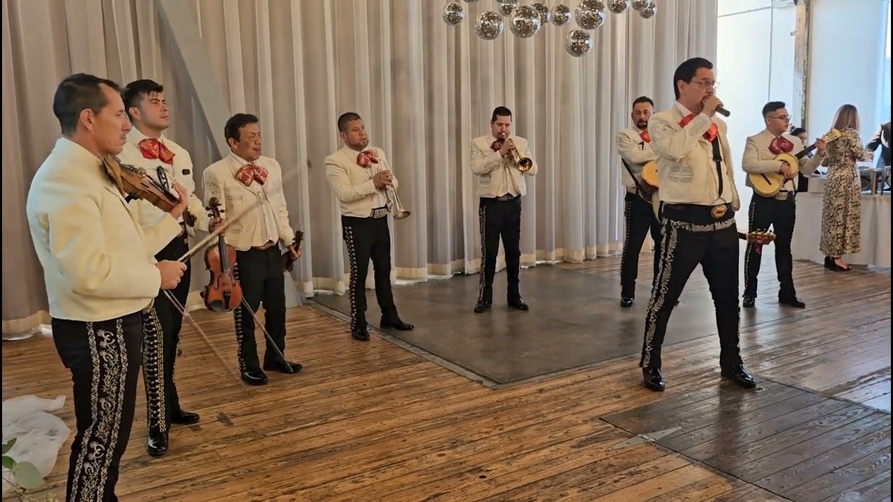 Promotional video thumbnail 1 for Mariachi Seattle