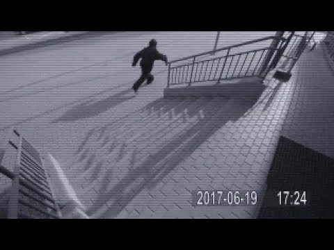 Między palcami jak brodawki narośli Kości na palucha silikonowego ustalającym