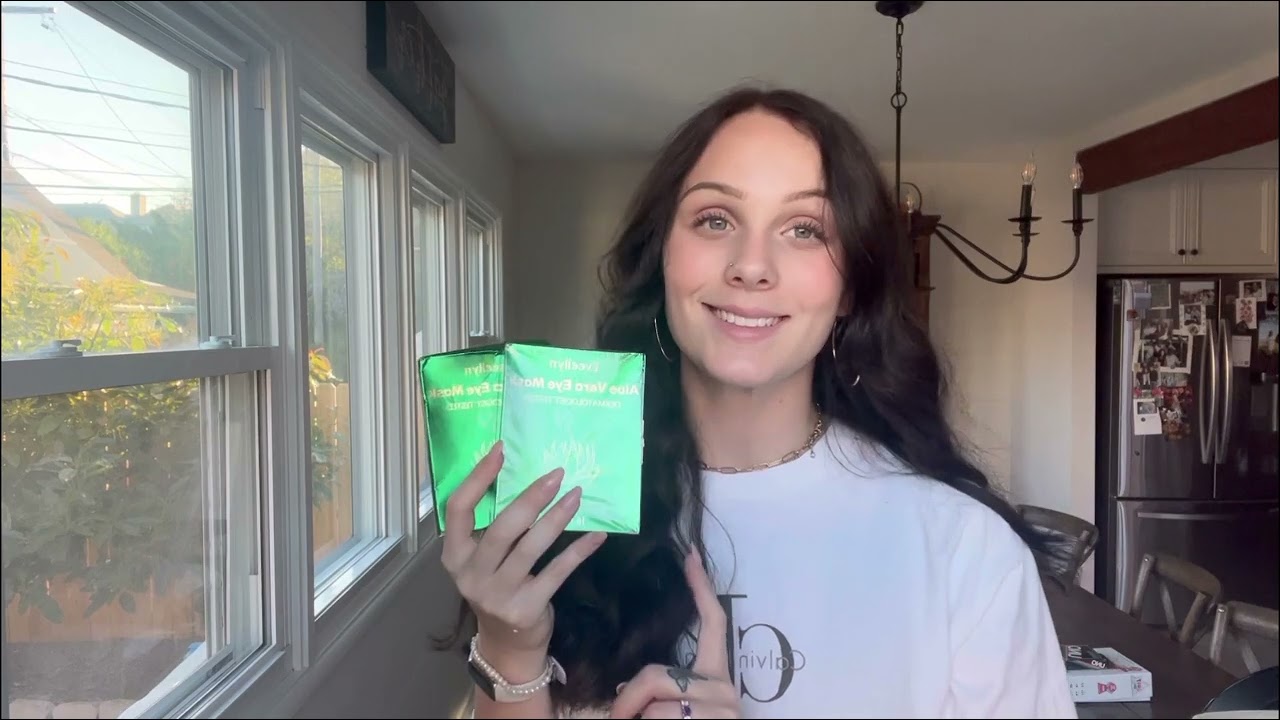 Eveellyn Aloe Vera Eye Mask