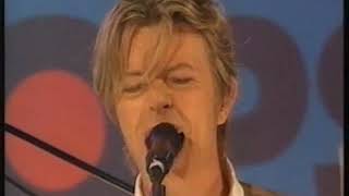 David Bowie I took a trip on a gemini spaceship New York june 2nd 2002