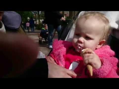 2014 04 13   Roxy isst Eis