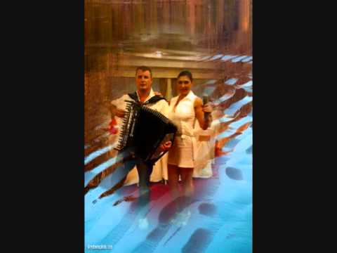 Jadranka i Riste Tusevski so Valandovski Svadbari - Risjanin Se Krsti